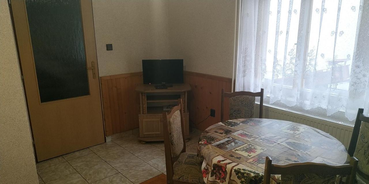 Dovolenkový dom s tromi spálňami Zuberec Esterno foto